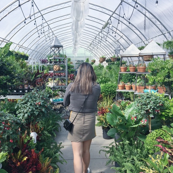 Meet your Posher, Andrea - Picture 1 of 1